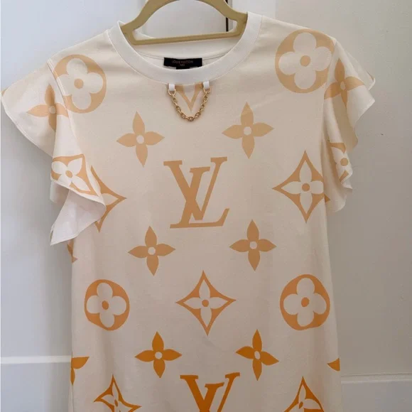 Louis Vuitton Ruffled sleeve T-shirt Cream and Gold Monogram Top - Picture 1 of 13